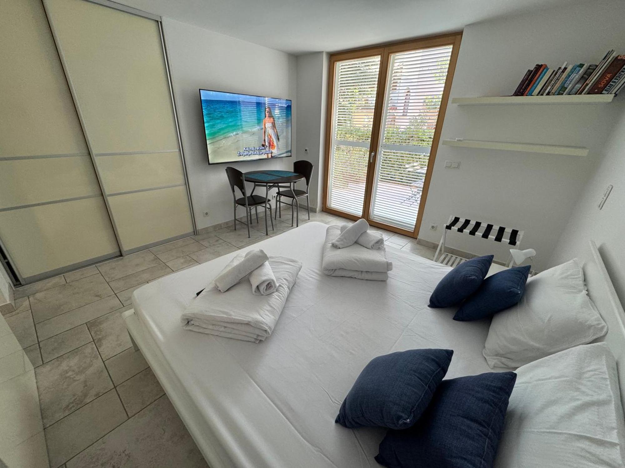 Anabella Apartment Izola Exteriör bild