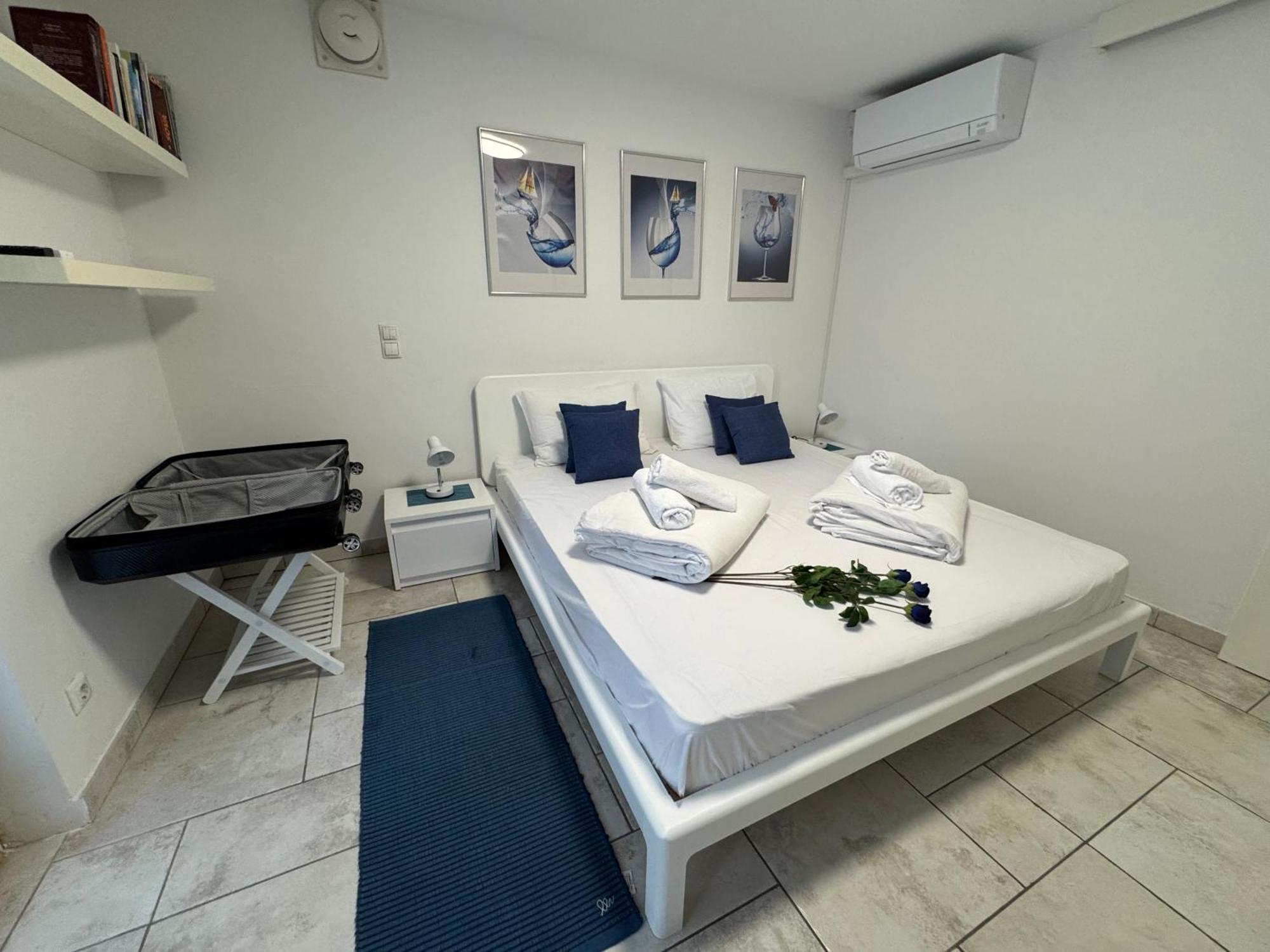 Anabella Apartment Izola Exteriör bild